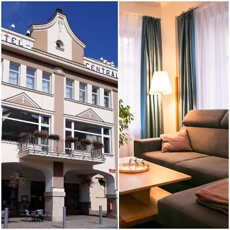 Penzion Hotelu Central Dvůr Králové nad Labem Exteriör bild