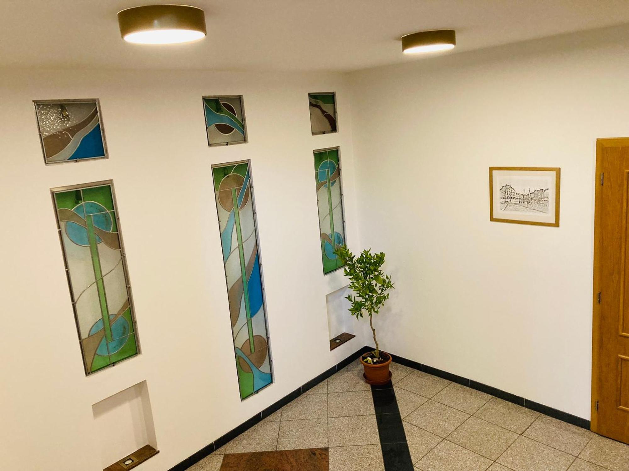 Penzion Hotelu Central Dvůr Králové nad Labem Exteriör bild